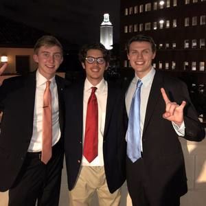 Meet your Posher, Collin